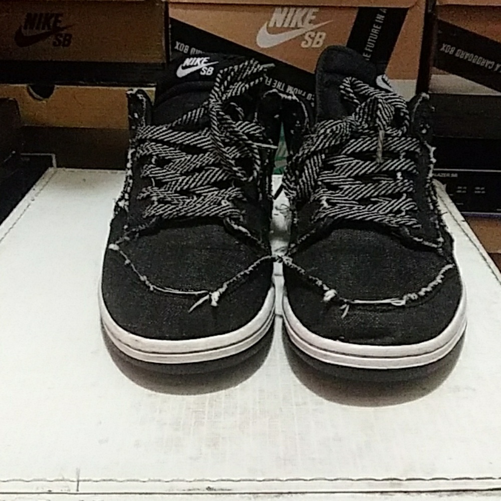 1of1 custom denim nike sb dunks